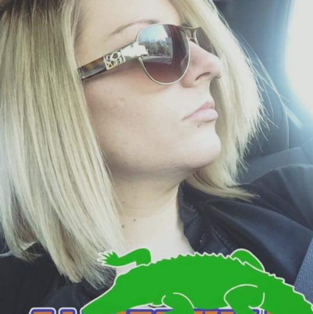 Meet your Posher, Casey